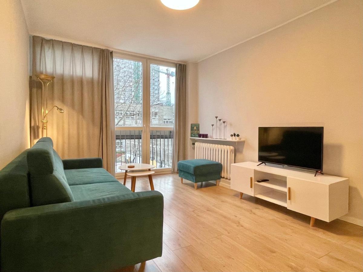 Apartament Przy Atrium, Stacja Metra Rondo Onz Warschau Exterior foto